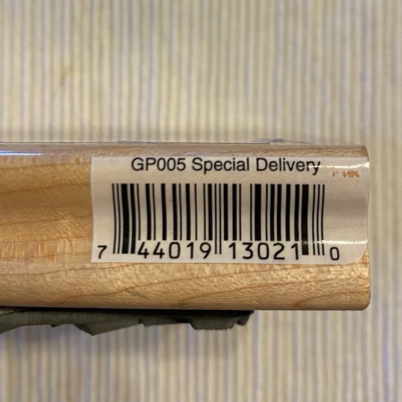 Stampendous “Ziggy - Special Delivery ” Christmas Stamp - Picture 5 of 7